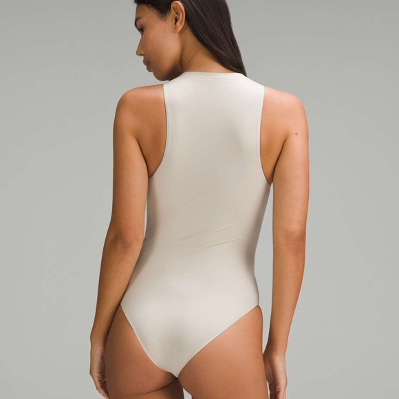 [NWT] Lululemon Wundermost Nulu High-Neck Sleeveless Bodysuit Mojave Tan - Sz S - Picture 16 of 16